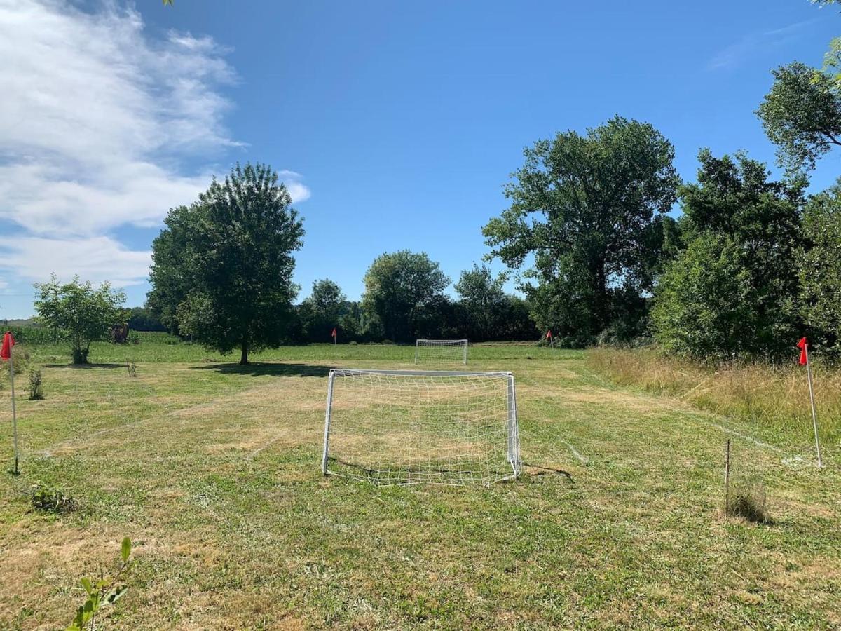 Country Villa For 19 Pool Cinema Football Pitch Verteillac المظهر الخارجي الصورة