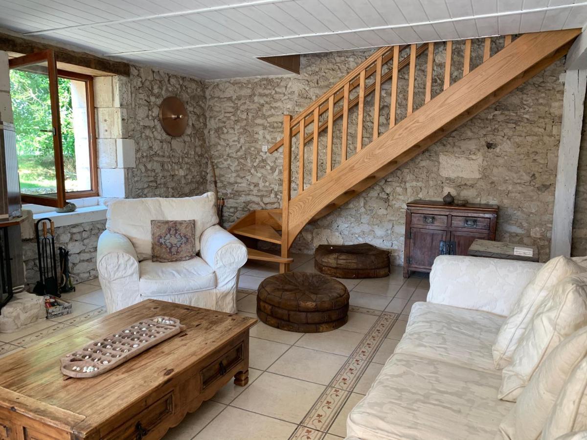 Country Villa For 19 Pool Cinema Football Pitch Verteillac المظهر الخارجي الصورة