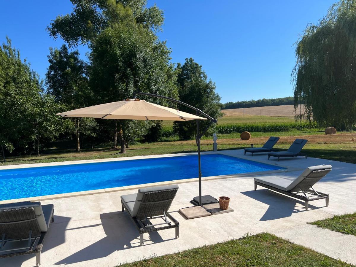 Country Villa For 19 Pool Cinema Football Pitch Verteillac المظهر الخارجي الصورة